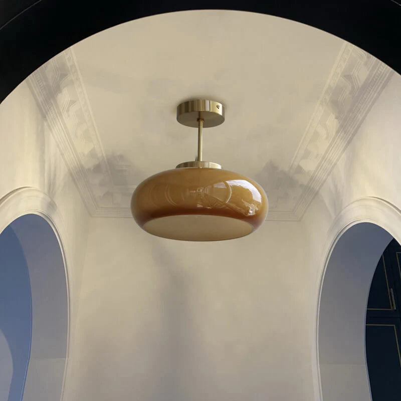 Vintage’owa mosiężna lampa sufitowa półprzysufitowa