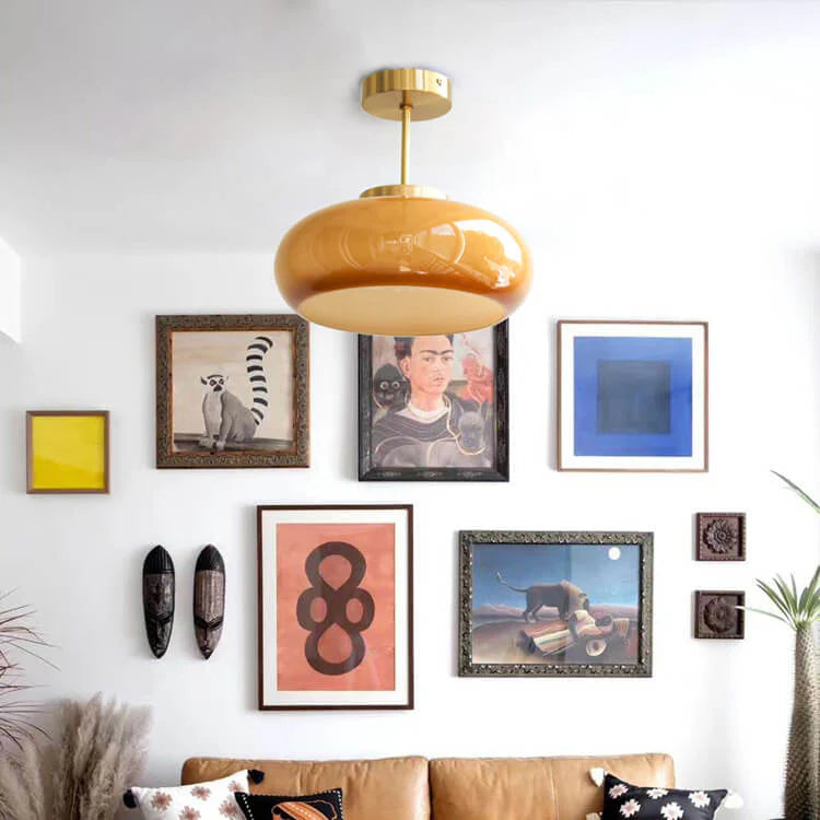 Vintage’owa mosiężna lampa sufitowa półprzysufitowa