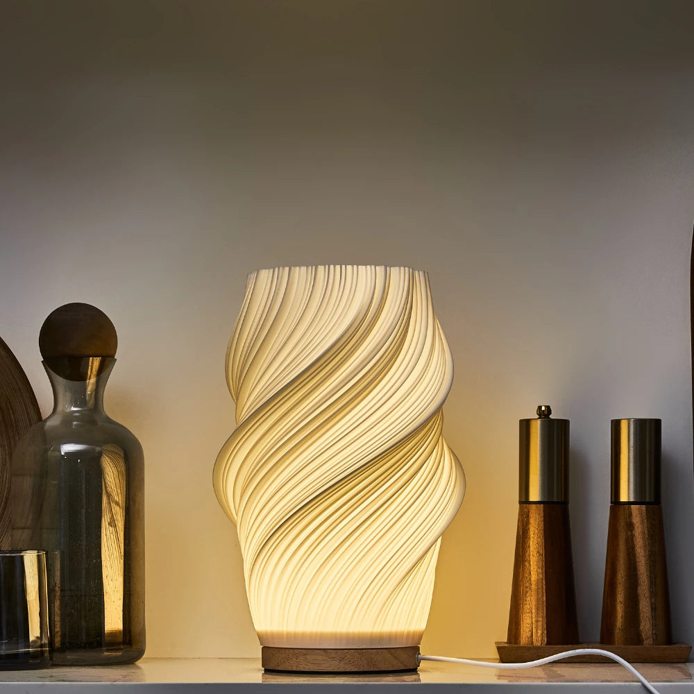 Lampa Dimmable z Drewnianą Podstawą | Nowoczesny Design, Regulowane Oświetlenie USB 8
