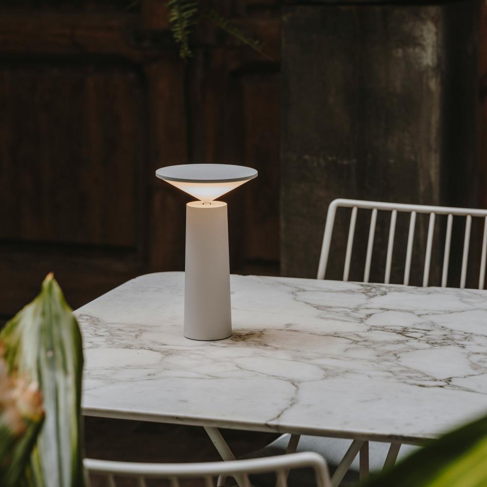 Lampa LED Przenośna z Regulacją Jasności | Minimalistyczna, Obrotowa Głowa 360° 7