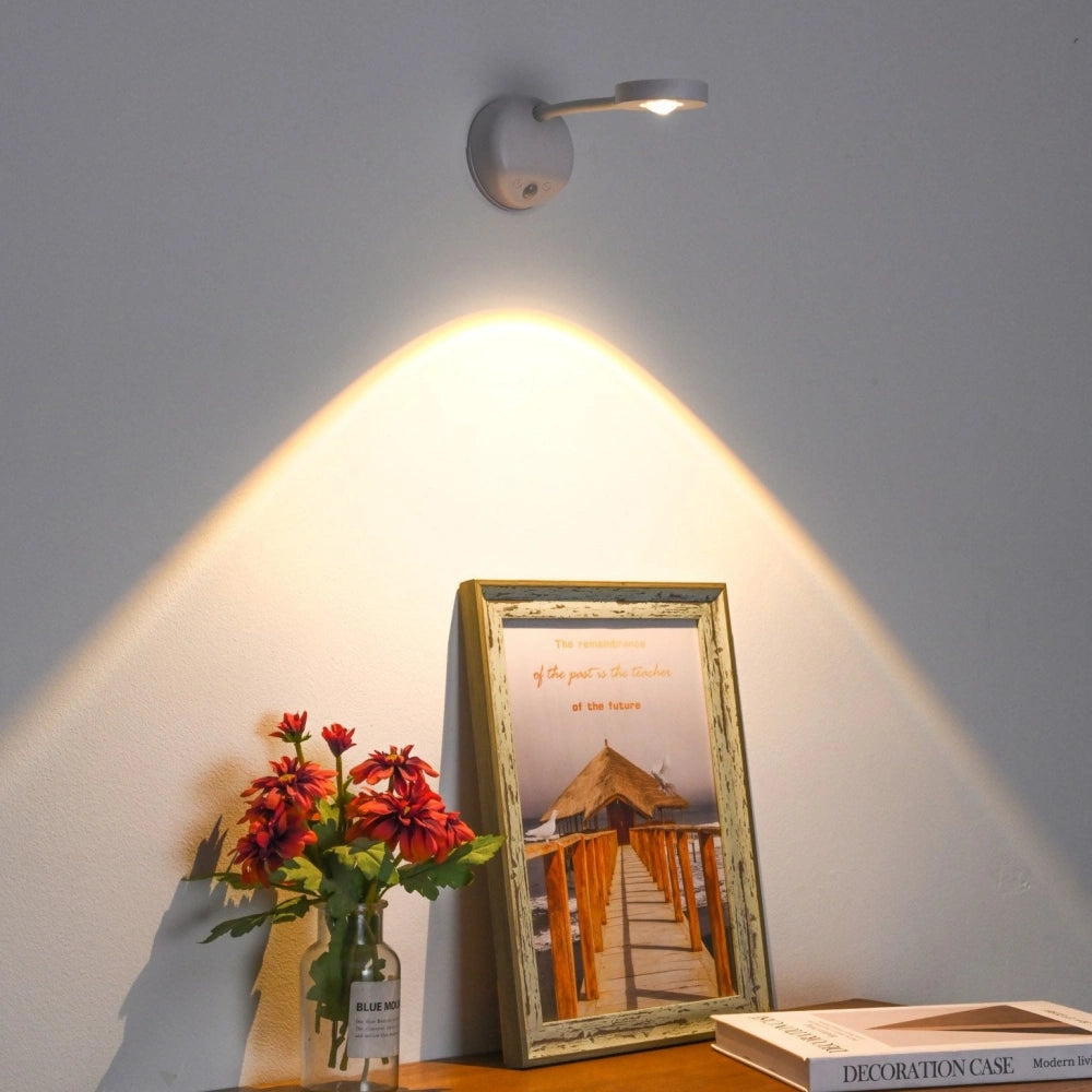 Lampa LED z Czujnikiem Ruchu | 360° Rotacja, Trzy Kolory, Bezprzewodowa Instalacja 7