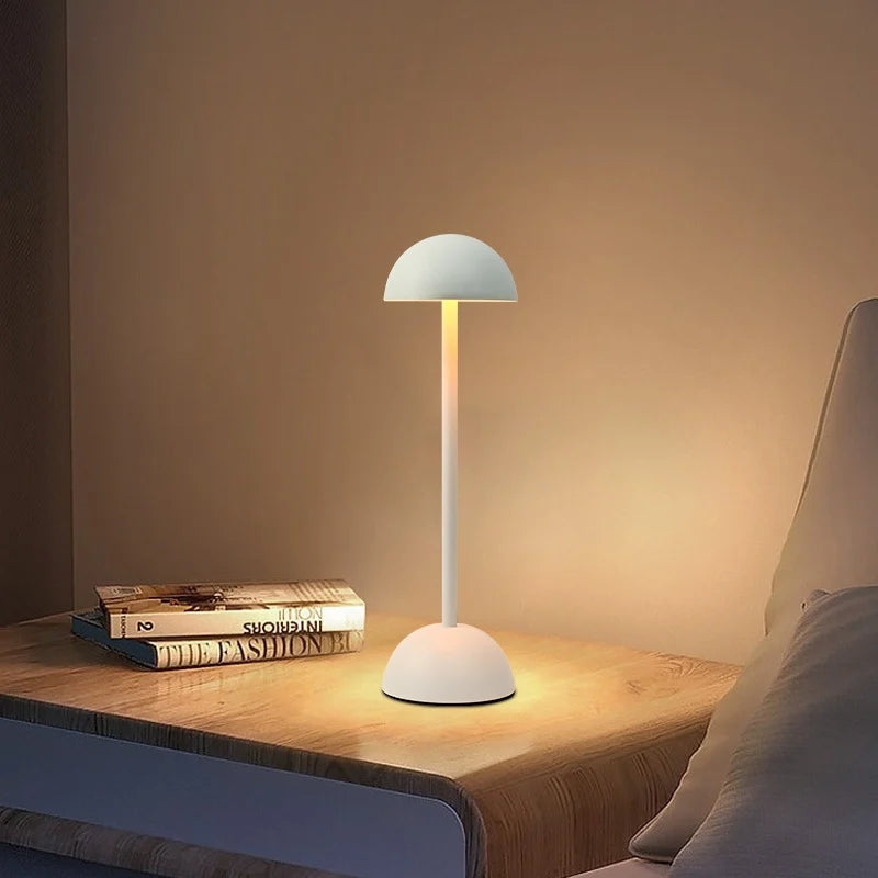 Lampa Stołowa Bezprzewodowa w Stylu Nordyckim | Minimalistyczny Design, Ładowana przez USB-C 6