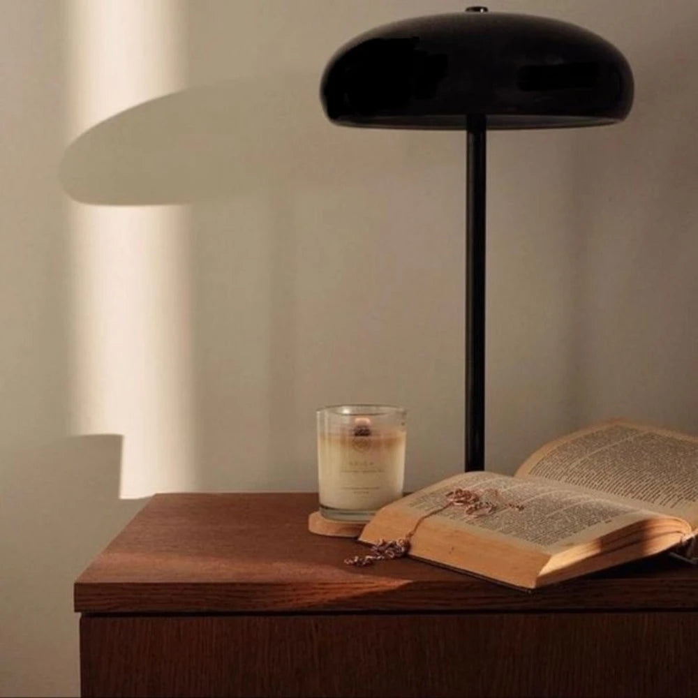 Lampa Stołowa Retro z Bezprzewodowym Ładowaniem | Minimalistyczny Design, Dotykowa Kontrola 4