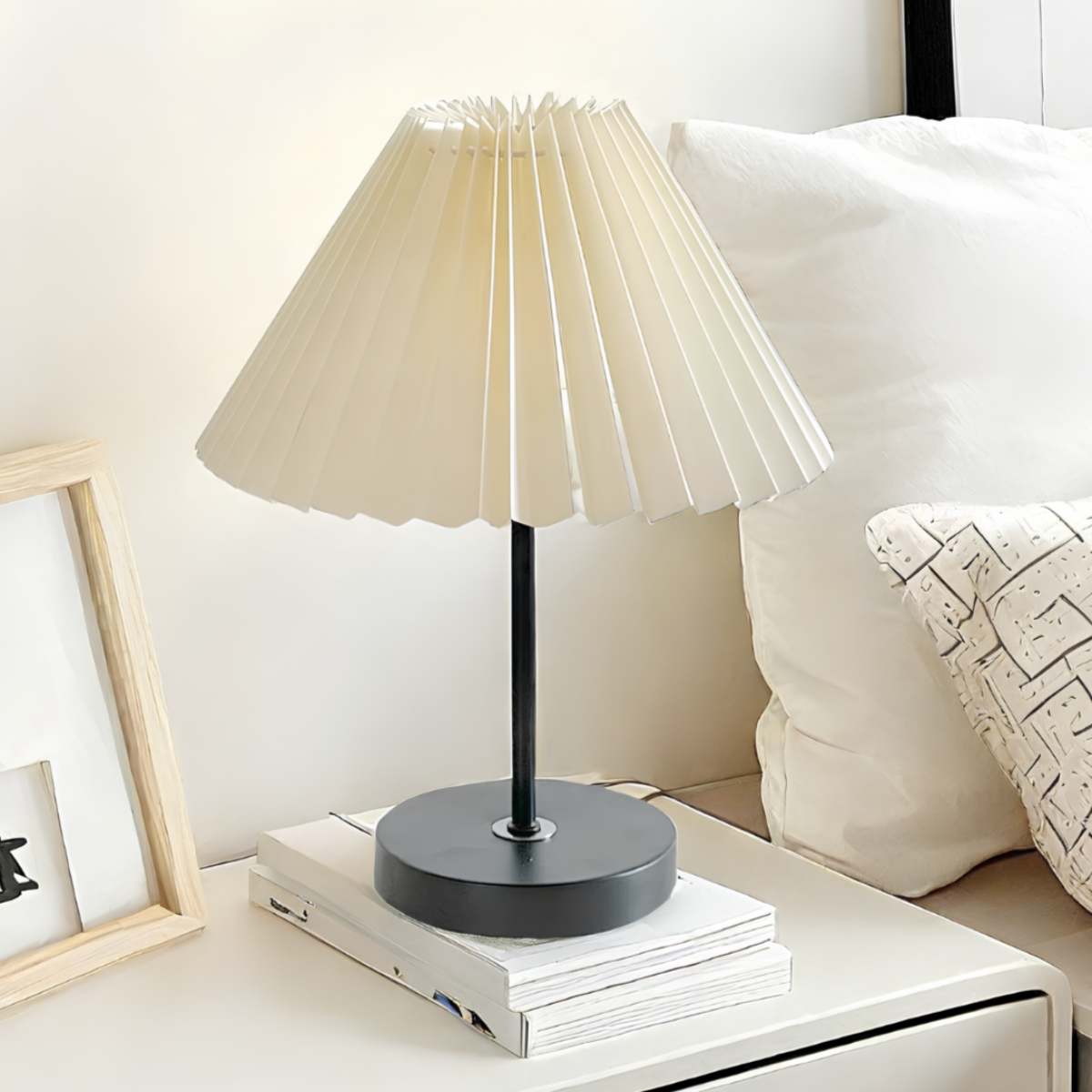 Lampa Stołowa Szklana z Plisowanym Abażurem | Regulowane LED, Stabilna Podstawa do Salonu 0