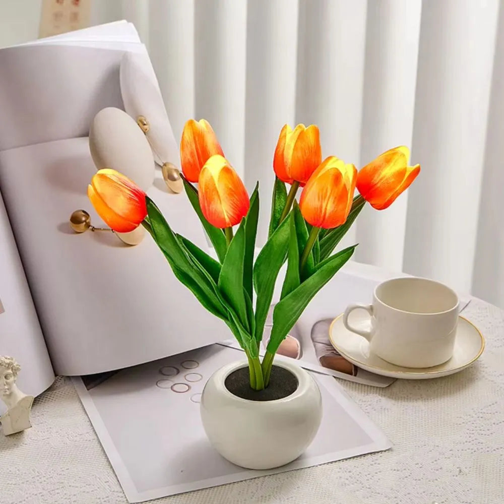 Lampka Nocna Tulipan | Realistyczny Design, Ciepłe Oświetlenie, Zasilana na Baterie lub USB 11