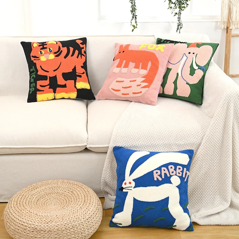 Poduszka Dekoracyjna Haftowana 45x45 cm z Mieszanki Poliestru i Bawełny – Stylowy Akcent do Salonu i Sypialni 2
