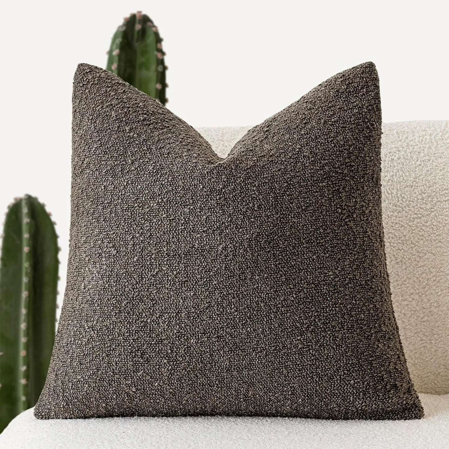 Poduszka Dekoracyjna Tulum z Luksusowej Tkaniny Boucle 45x45 cm – Elegancki Minimalistyczny Design do Salonu 8