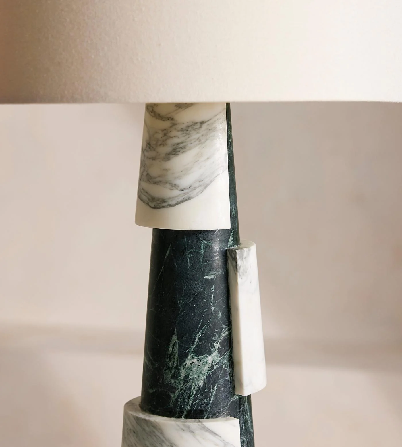 Lampa stołowa Cassie