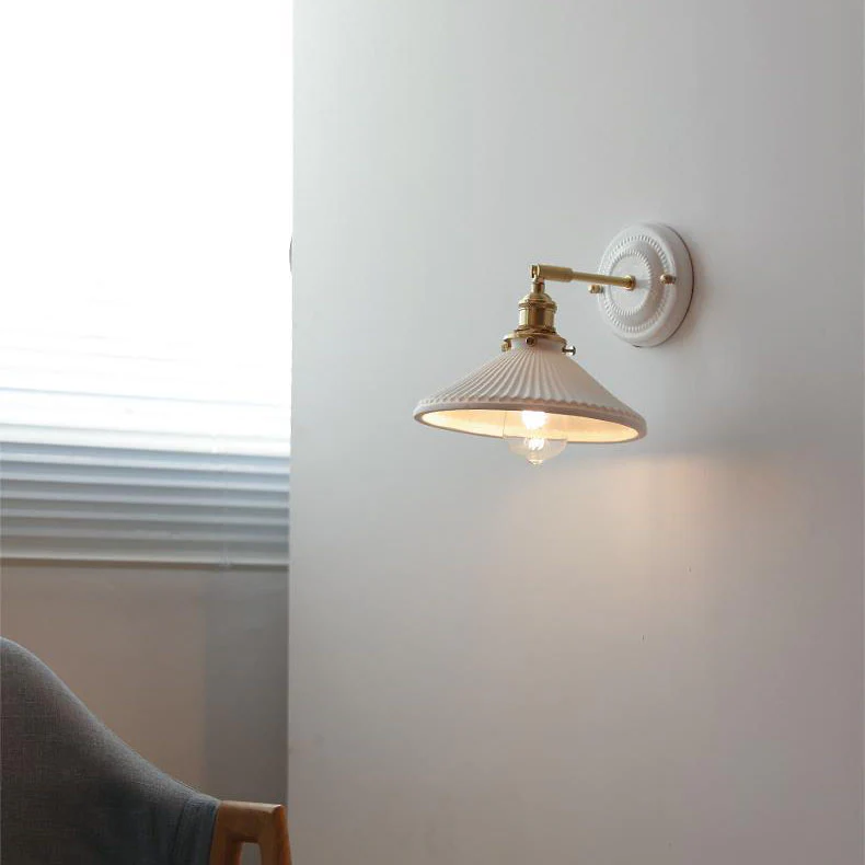 Vintage Japońska Ceramiczna Mosiężna 1-Punktowa Lampa Ścienna