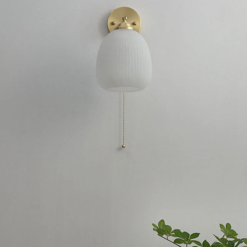 Nordycka Paskowana Mlecznobiała Szklana Mosiężna lampa