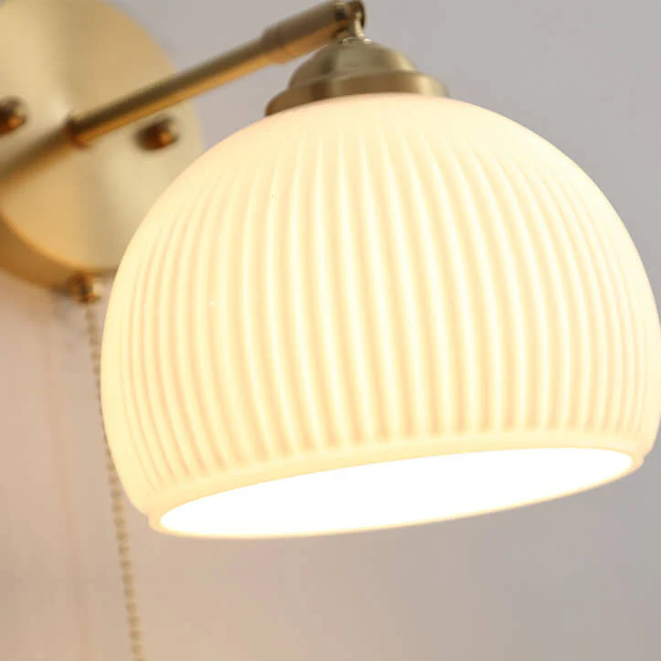Nordycka Paskowana Mlecznobiała Szklana Mosiężna lampa