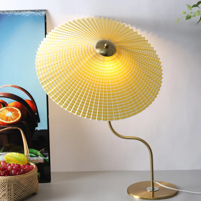 Japońska minimalistyczna kinkietowa lampa LED z drewna