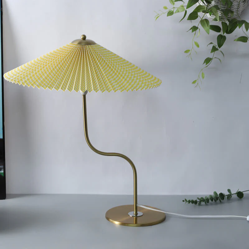 Japońska minimalistyczna kinkietowa lampa LED z drewna