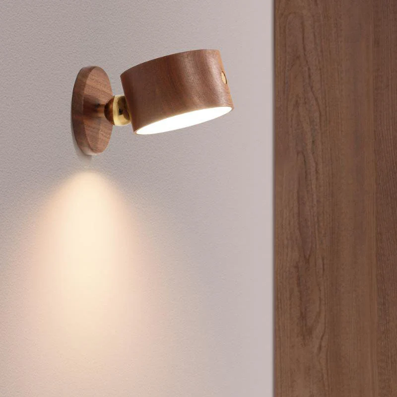 Prosta drewniana lampa nocna LED z dotykowym włącznikiem