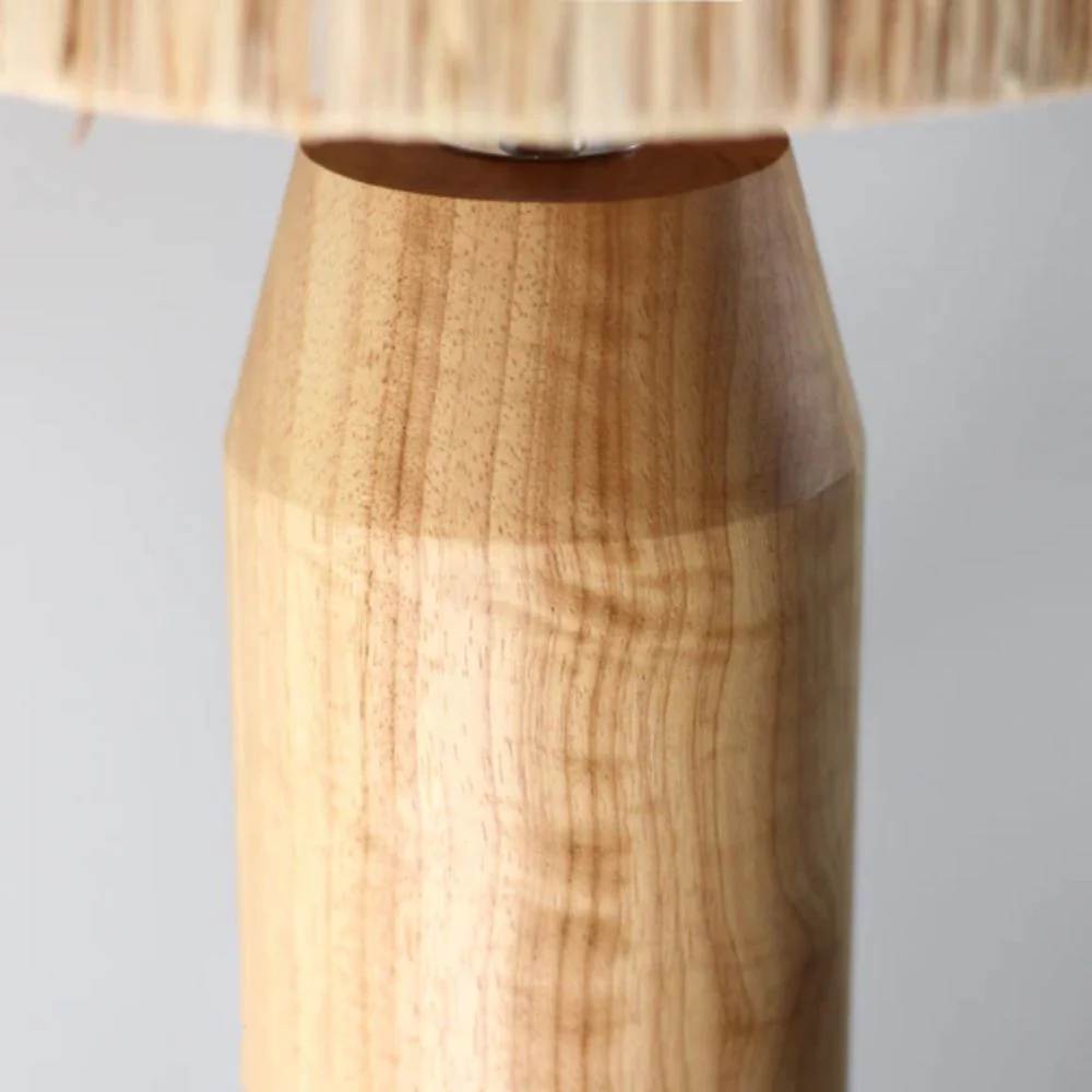 Přírodní stolní lampa z rafie