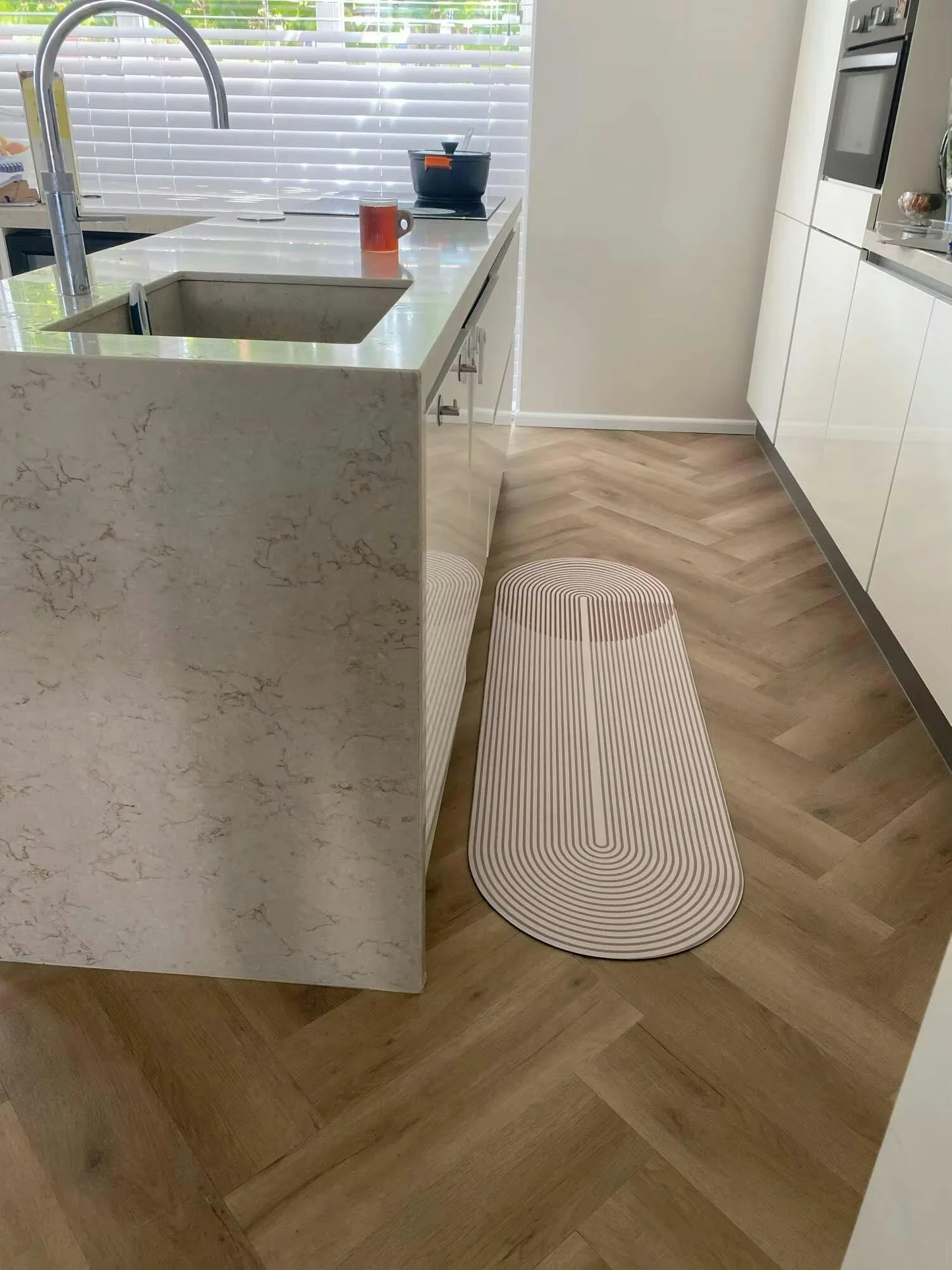 Absorbująca mata łazienkowa antypoślizgowa – DryLane
