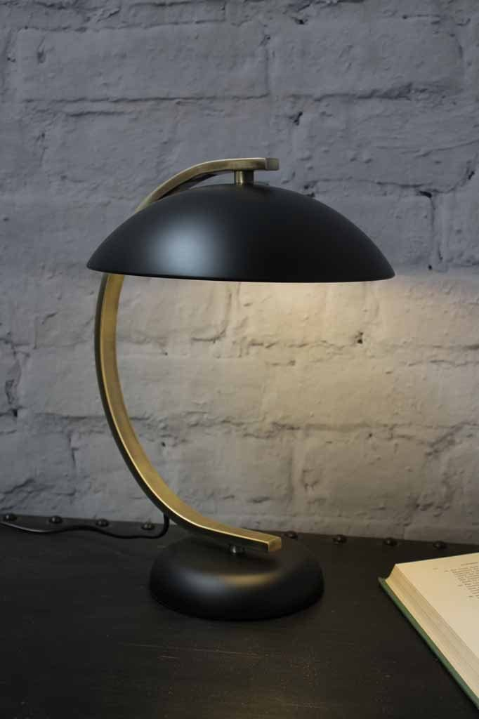Lampka stołowa Charleston w kolorze czarnym