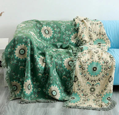 Double-Sided Scandinavian Blanket with Bird Motif