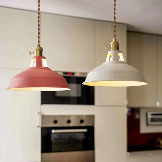 Industrialna kolorowa lampa wisząca z kloszem