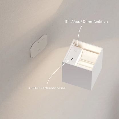 Kinkiet LED XENA | Zasilanie bateryjne 0,5 kg 5