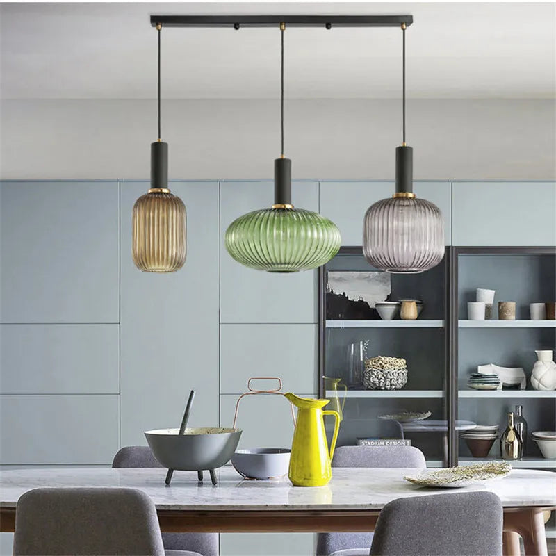 Kolorowa Lampa Wisząca | Kreatywne Oświetlenie LED E27, 1kg - Idealna do Salonu, Retro Design 2