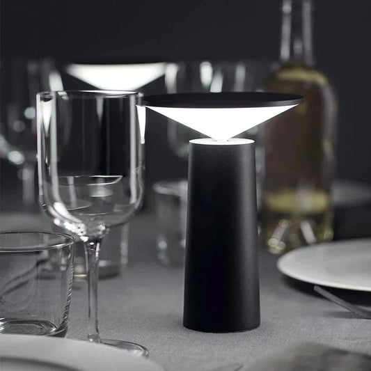 Lampa LED Przenośna z Regulacją Jasności | Minimalistyczna, Obrotowa Głowa 360° 0