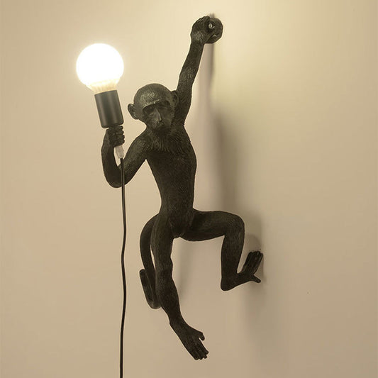 Lampa Ścienna z Żywicy w Kształcie Małpki – Vintage Kinkiet Ścienny 70 cm do Salonu i Kuchni 0