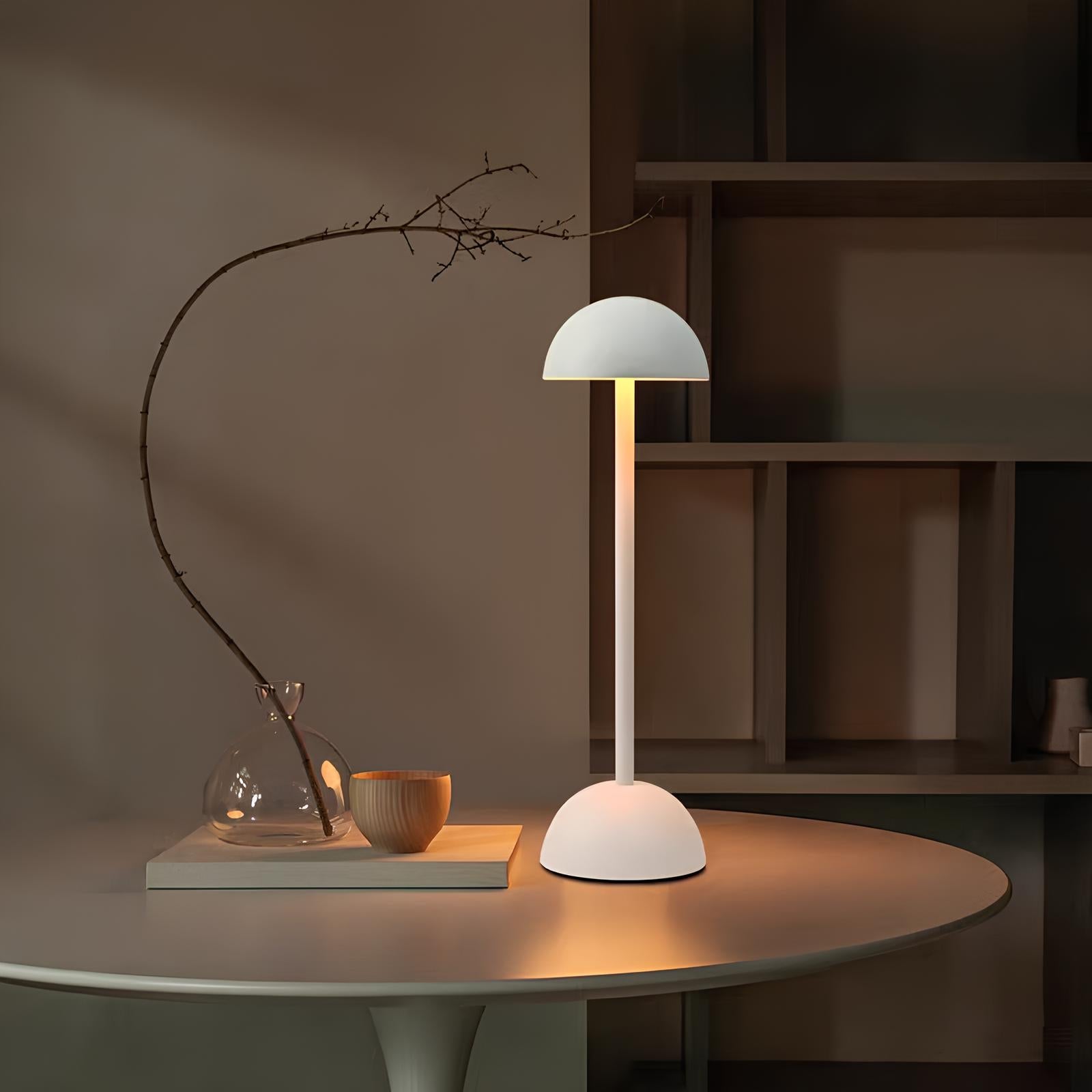 Lampa Stołowa Bezprzewodowa w Stylu Nordyckim | Minimalistyczny Design, Ładowana przez USB-C 7