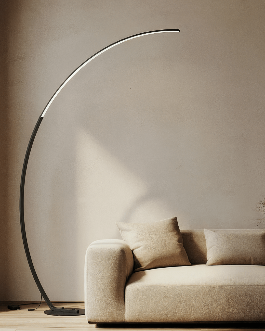 Lampa podłogowa IKAR | Minimalistyczny design i technologia LED 1.5kg 0