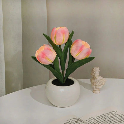 Lampka Nocna Tulipan | Realistyczny Design, Ciepłe Oświetlenie, Zasilana na Baterie lub USB 6