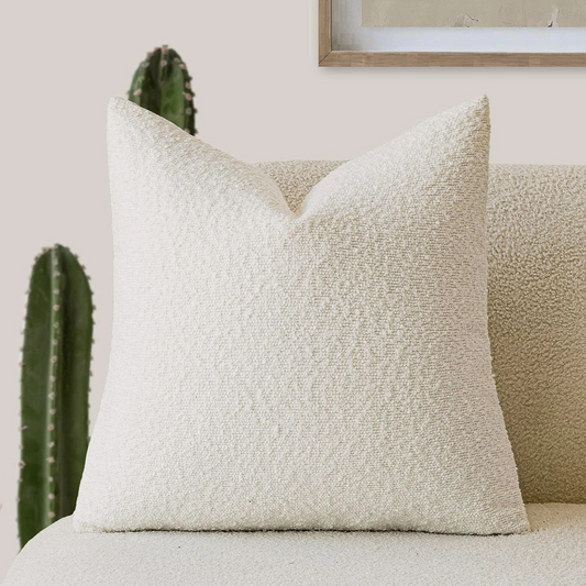Poduszka Dekoracyjna Tulum z Luksusowej Tkaniny Boucle 45x45 cm – Elegancki Minimalistyczny Design do Salonu 0