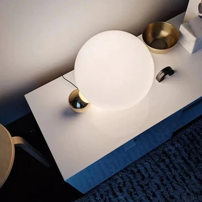 Postmodernistyczna Lampa Globusowa | Elegancki Design 0.5kg 5