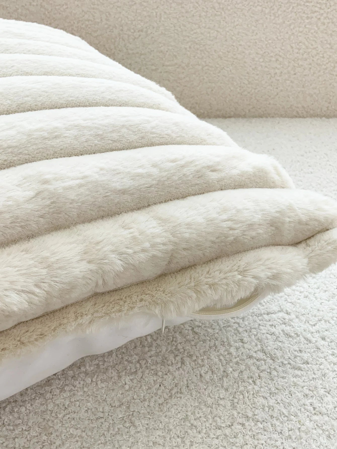 Poszewka na poduszkę z futra faux | 30x50 cm 5