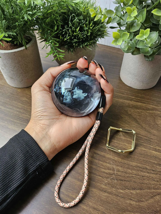 Magiczna Kula Kryształowa 3D - Lampka Holograficzna z Dźwiękiem