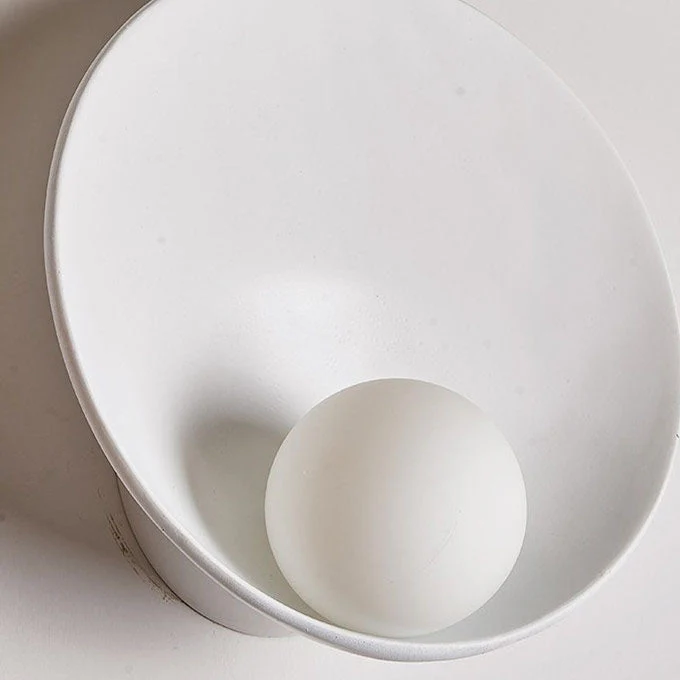 Nowoczesny minimalistyczny okrągły kinkiet ścienny z żelaza i żywicy