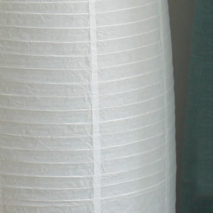 Nordycka minimalistyczna stojąca lampa podłogowa z kloszem z papieru ryżowego