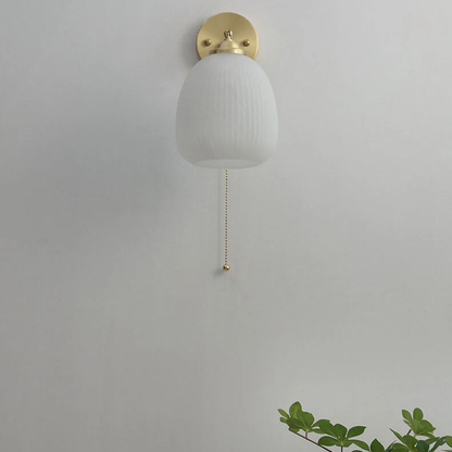 Nordycka Paskowana Mlecznobiała Szklana Mosiężna lampa