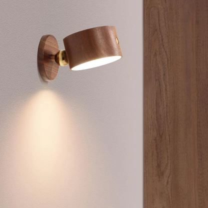 Prosta drewniana lampa nocna LED z dotykowym włącznikiem