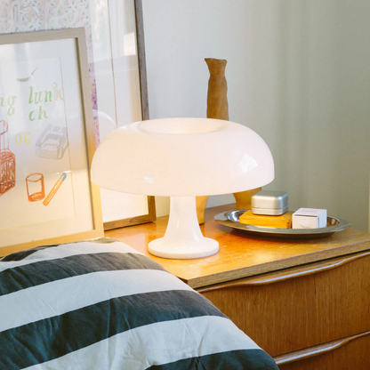 Lampa Puffball w kolorze Snow White