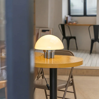 Lampa Stołowa z Motywem Meduzy