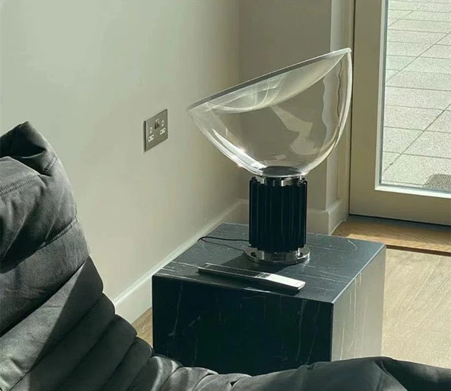 Lampa stołowa Radar Glass